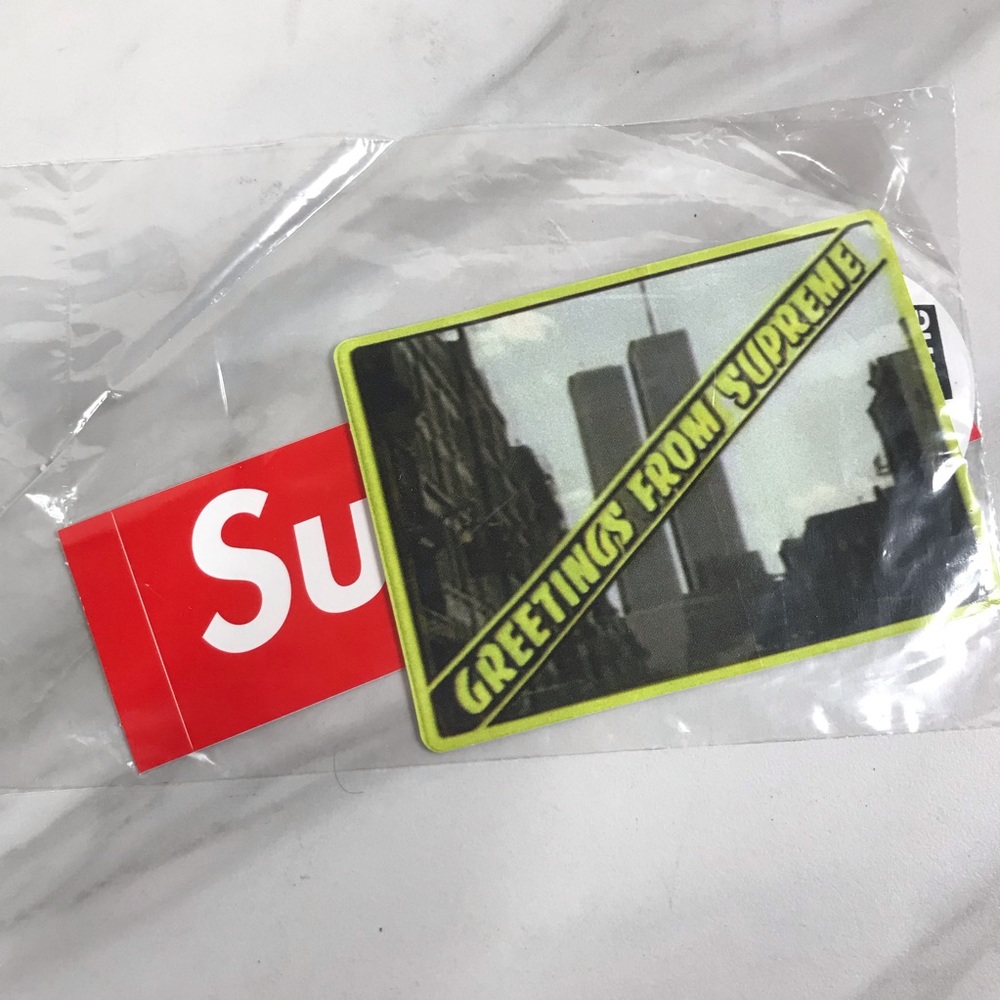 ❌SOLD❌ Supreme Small Box Logo Hoodie White/Ivory - Picture 5 of 6